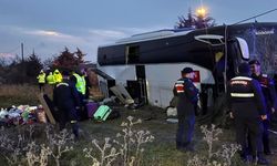 Çanakkale'de can pazarı! Otobüs yoldan çıktı (VİDEO)