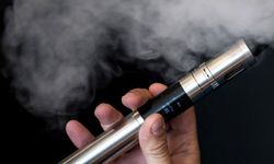 Çocuklar bile kullanıyor, elektronik sigara tehlikesi büyüyor