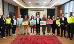 Çanakkale'de 'Trafik' konulu yarışmada dereceye giren öğrenciler ödüllendirildi