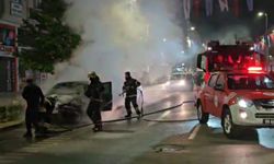 Kontağı çevirir çevirmez otomobil yanmaya başladı (Video)