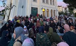 Lapseki’de hacı adayları dualarla uğurlandı