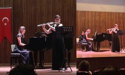 ÇOMÜ’lü Akademisyenlerden müzik ziyafeti