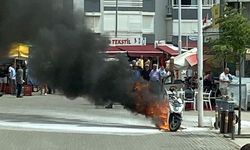 Motosiklet alev alev yandı