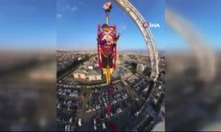 Gökyüzünde adrenalin dolu anlar: Çanakkale türküsünü söyledi (Video)