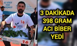 3 dakikada 398 gram acı biber yedi