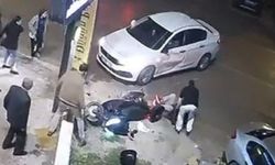 Otomobille motosikletin çarpıştığı kaza kamerada (Video)