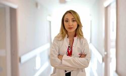 ’Anoreksiya nervozayı sosyal medya ve akran baskısı tetikleyebilir’