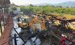 Bayrama iki gün kala yürek yakan yangın: Kurbanlıklar telef oldu (Video)