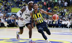 Fenerbahçe, final serisinde 2-0 öne geçti