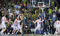 Fenerbahçe, seride 2-0 öne geçti