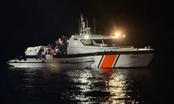 Çanakkale’de 18 kaçak göçmen ile 1 insan kaçakçısı yakalandı