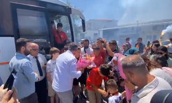 Çanakkale’nin şampiyon güreşçileri coşkuyla karşılandı