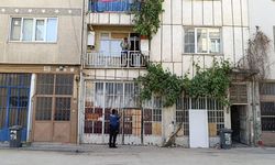 Balkondan düşen 2 yaşındaki çocuk ağır yaralandı
