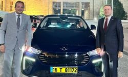 Türkiye'nin yerli ve milli otomobili T10F TBMM'de sergilendi