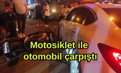 Motosiklet ile otomobil çarpıştı (Video)