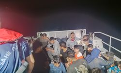 Çanakkale açıklarında 18’i çocuk 32 düzensiz göçmen yakalandı
