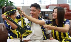 Fenerbahçe'nin yeni transferi Edson Alvarez, İstanbul'a geldi (Video)