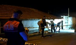 75 yaşındaki adam eşine sinirlenip herkesin gözü önünde intihar etti