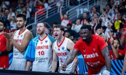 A Milli Erkek Basketbol Takımı'ndan 41 sayılık fark