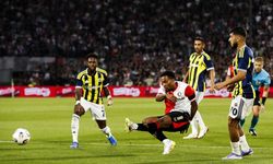 Fenerbahçe, deplasmanda Feyenoord’a 2-1 kaybetti