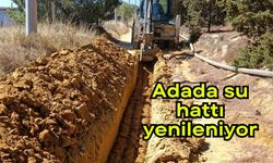 Adada su hattı yenileniyor