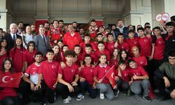 A Milli Erkek Basketbol Takımı, Türkiye'ye döndü