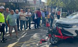 İki otomobilin arasında kağıt gibi ezildi