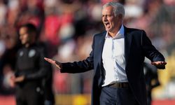 Mourinho, Benfica ile ilk maçına çıktı