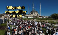 Milyonluk otomobiller turladı