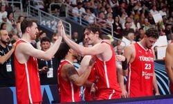 A Milli Erkek Basketbol Takımı, son 16 turunda İsveç ile karşılaşacak