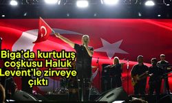 Biga’da kurtuluş coşkusu Haluk Levent’le zirveye çıktı