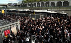 Beşiktaş taraftarı stadyuma geldi