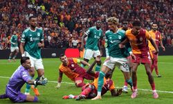 Galatasaray'dan tek golle tarihi zafer