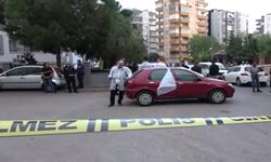 Otomobilde sır ölüm