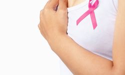 Her yıl yaklaşık 2,3 milyon kadına meme kanseri teşhisi konuluyor