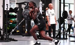 Beşiktaş günün ilk çalışmasını salonda yaptı