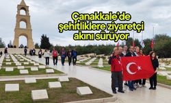 Çanakkale’de şehitliklere ziyaretçi akını sürüyor