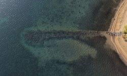 Deniz çekildi, antik liman gün yüzüne çıktı (Video)