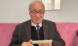 Çanakkale Öğretmen Okulu'ndan mezun olan Mustafa Hoca, Öğretmenler Günü'nü ilk günkü heyecanla bekliyor