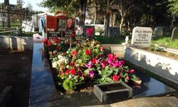 Güllü'nün mezarı gül bahçesine döndü (Video)