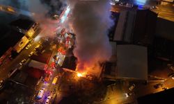 Kereste deposunda yangın