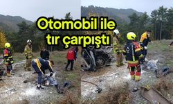 Otomobil ile tır çarpıştı