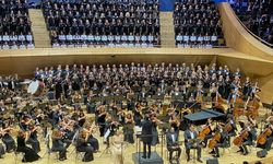 CSO’nun 200. yılı Dünya Koro Günü’nde 500 koristin verdiği konserle taçlandı