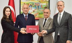 Kalkım’a spor salonu ve futbol sahası için imzalar atıldı