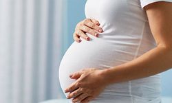 "Gebelikte fiziksel değişimler, hastalık olarak algılanmamalı"
