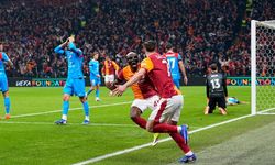 Galatasaray, UEFA Şampiyonlar Ligi'nde puanını 10'a çıkardı