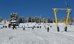 Uludağ'da sömestr ve hafta sonu yoğunluğu birleşti (Video)