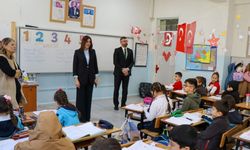 Çanakkale'de Müdür Hayta öğrencilerle bir araya geldi