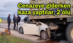Cenazeye giderken kaza yaptılar, 2 ölü (Video)