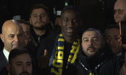 Fenerbahçe'nin yeni transferi İstanbul'da (Video)